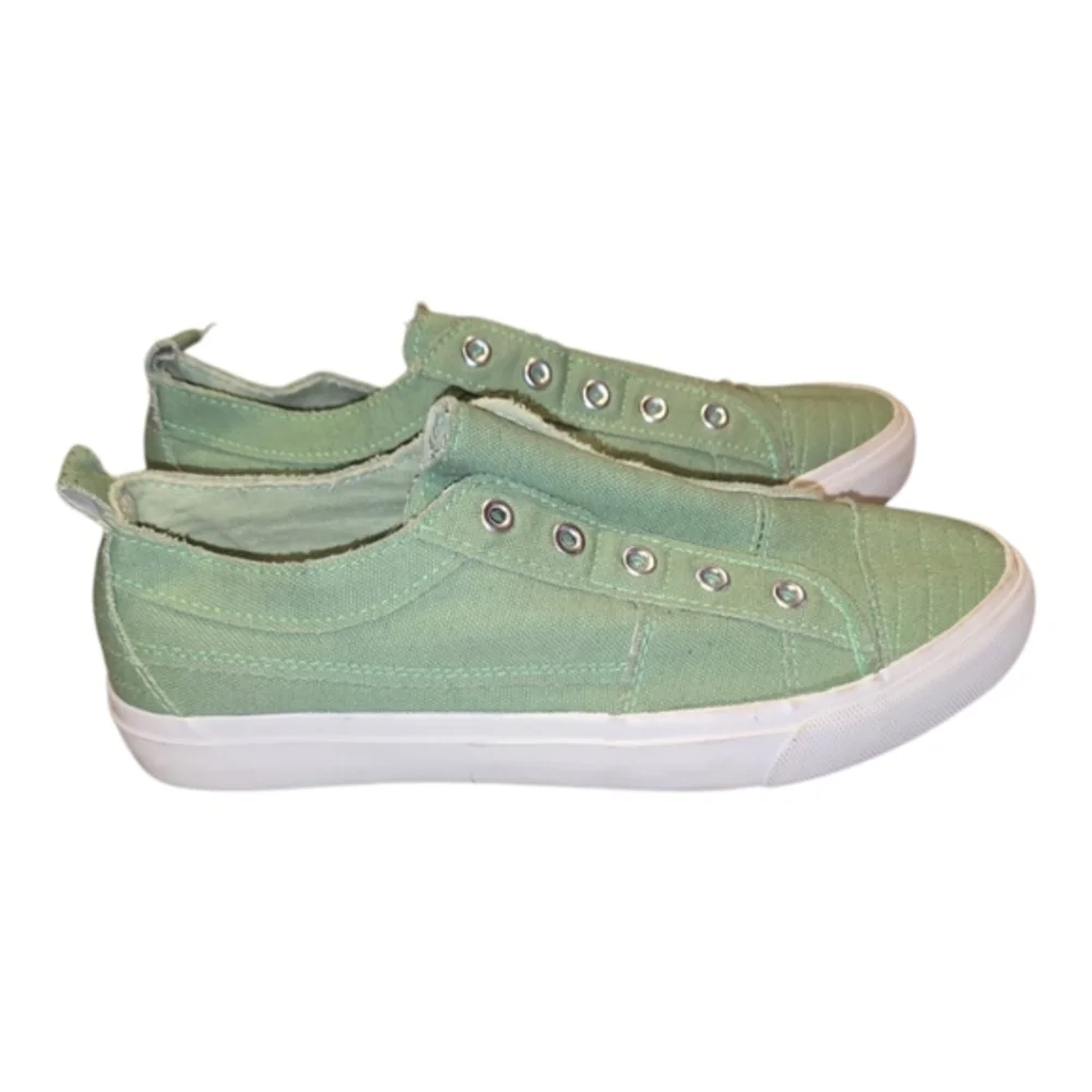Corkys these sneakers